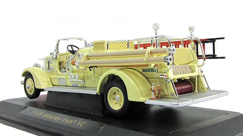 Модель пожарного автомобиля Аренс Фокс VC, образца 1938 года, масштаб 1/43  